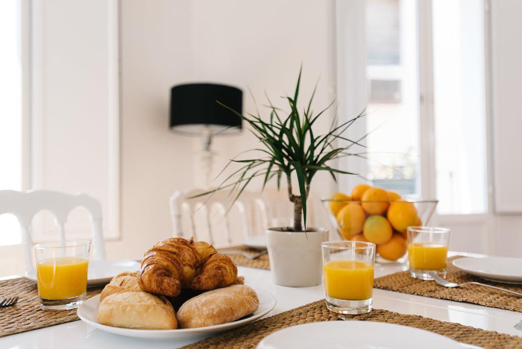 Hostly Acetres 2A-Penthouse In City Center-Fibre-Parking Opt Севиля Екстериор снимка