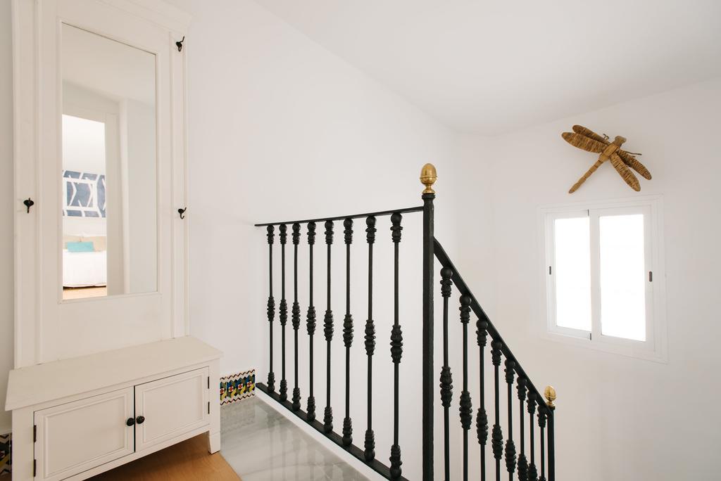 Hostly Acetres 2A-Penthouse In City Center-Fibre-Parking Opt Севиля Екстериор снимка